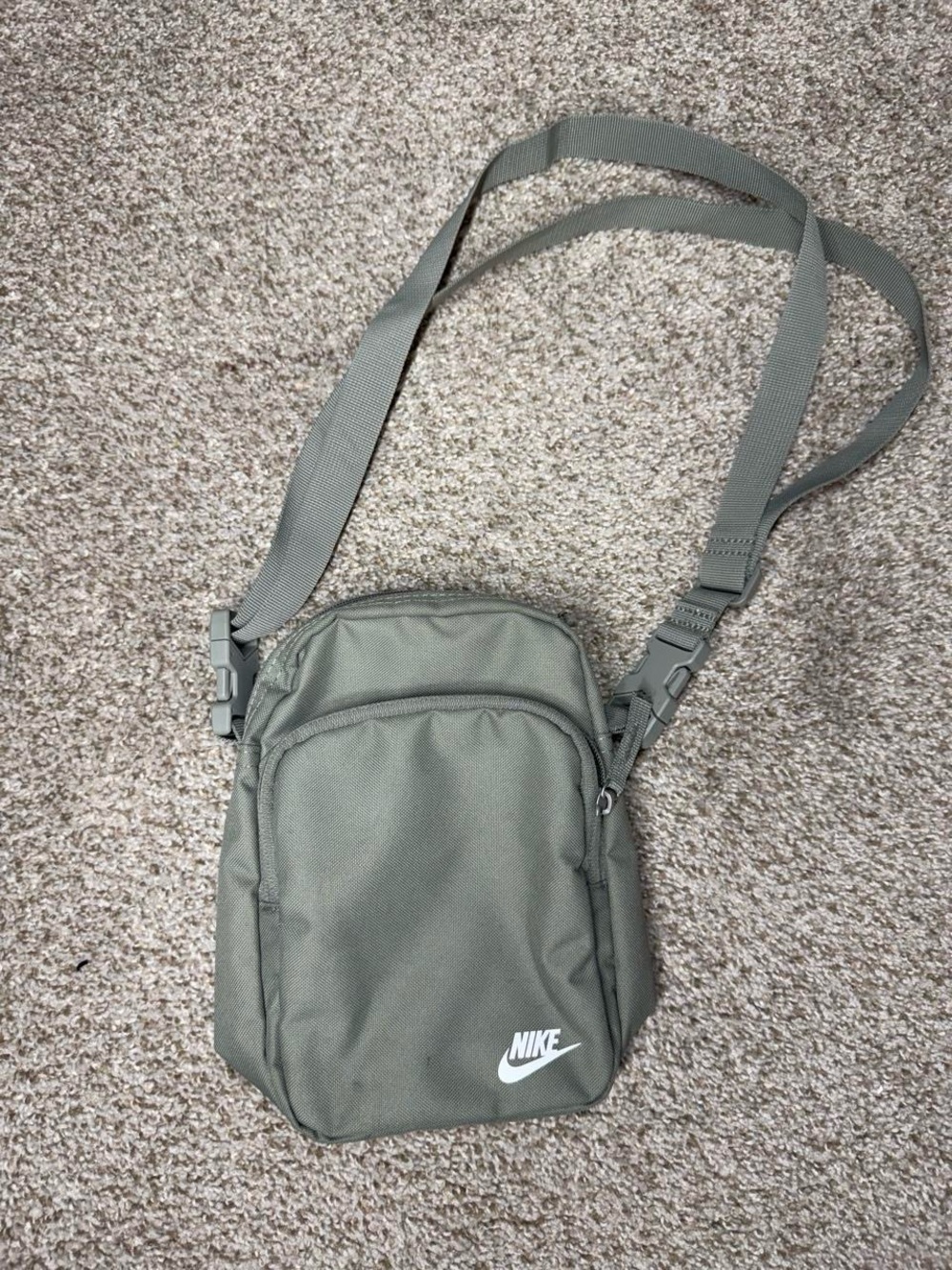 Nike Men's Olive Green Sling Bag with Front Zip Pocket